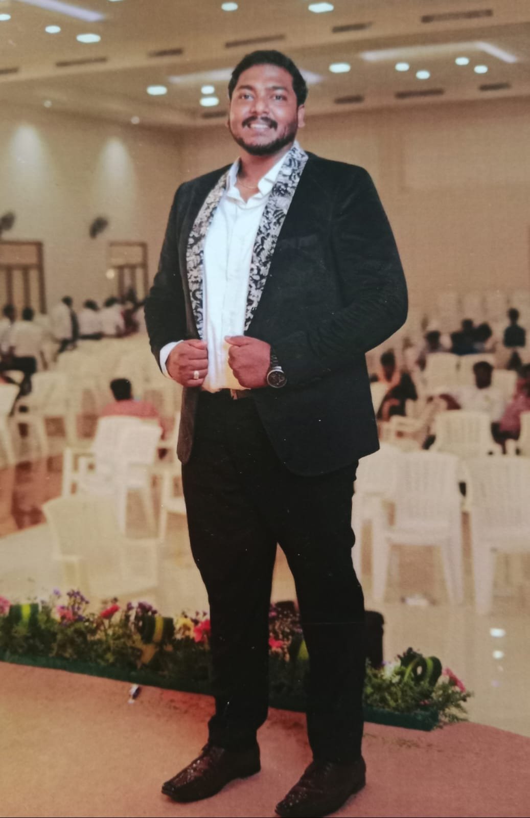 JEGADEESHWARAN.R